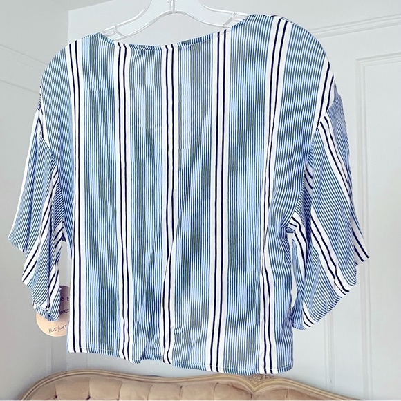 Gypsies and Moondust Bel Sleeve button down faux- tie BOHO Top - Picture 4 of 4